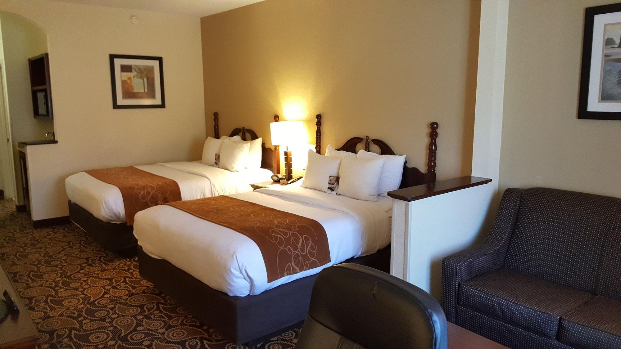 คอมฟอร์ต สวีท โมบีล อีสต์เบย์ Hotel แดฟนี ภายนอก รูปภาพ