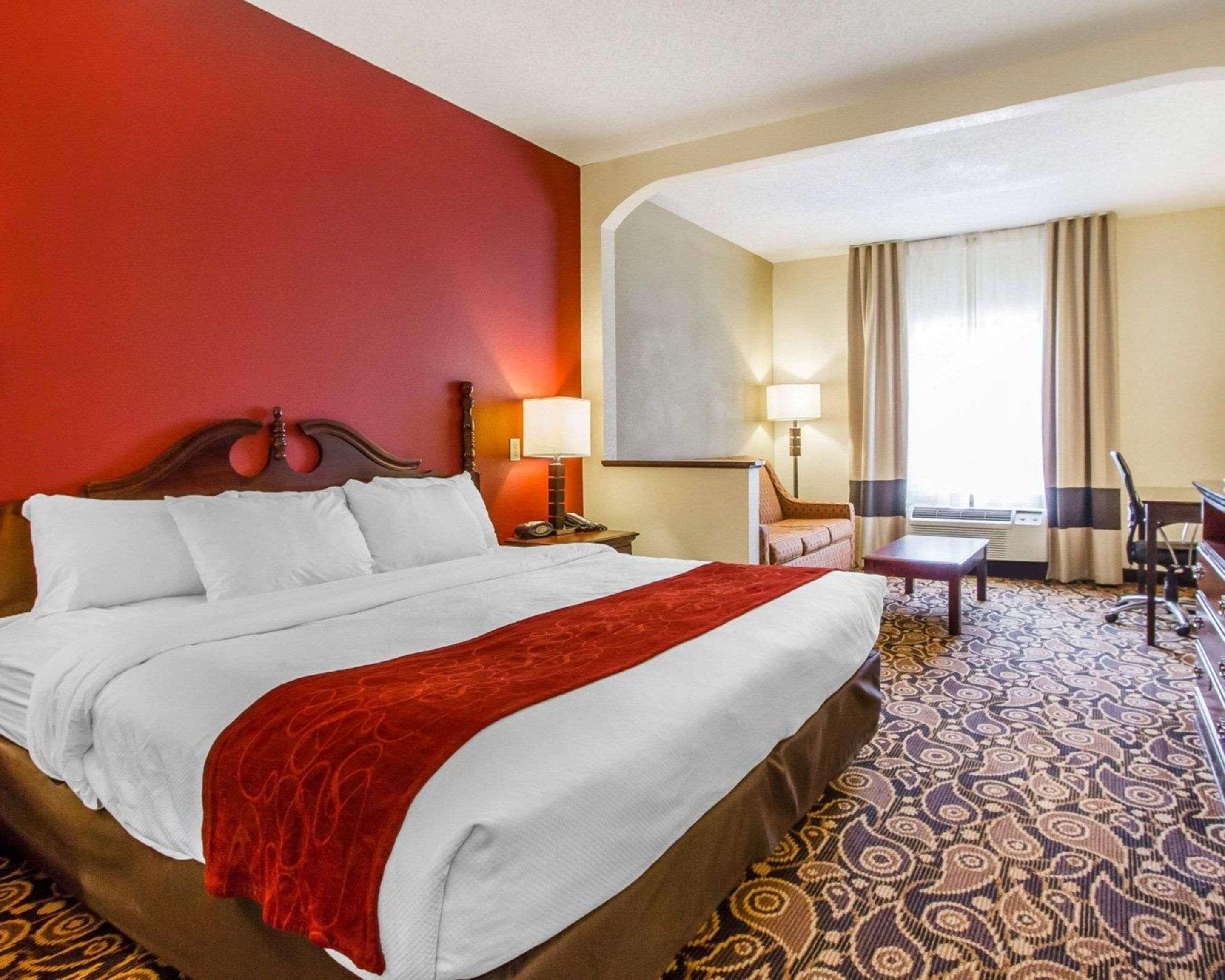 คอมฟอร์ต สวีท โมบีล อีสต์เบย์ Hotel แดฟนี ภายนอก รูปภาพ