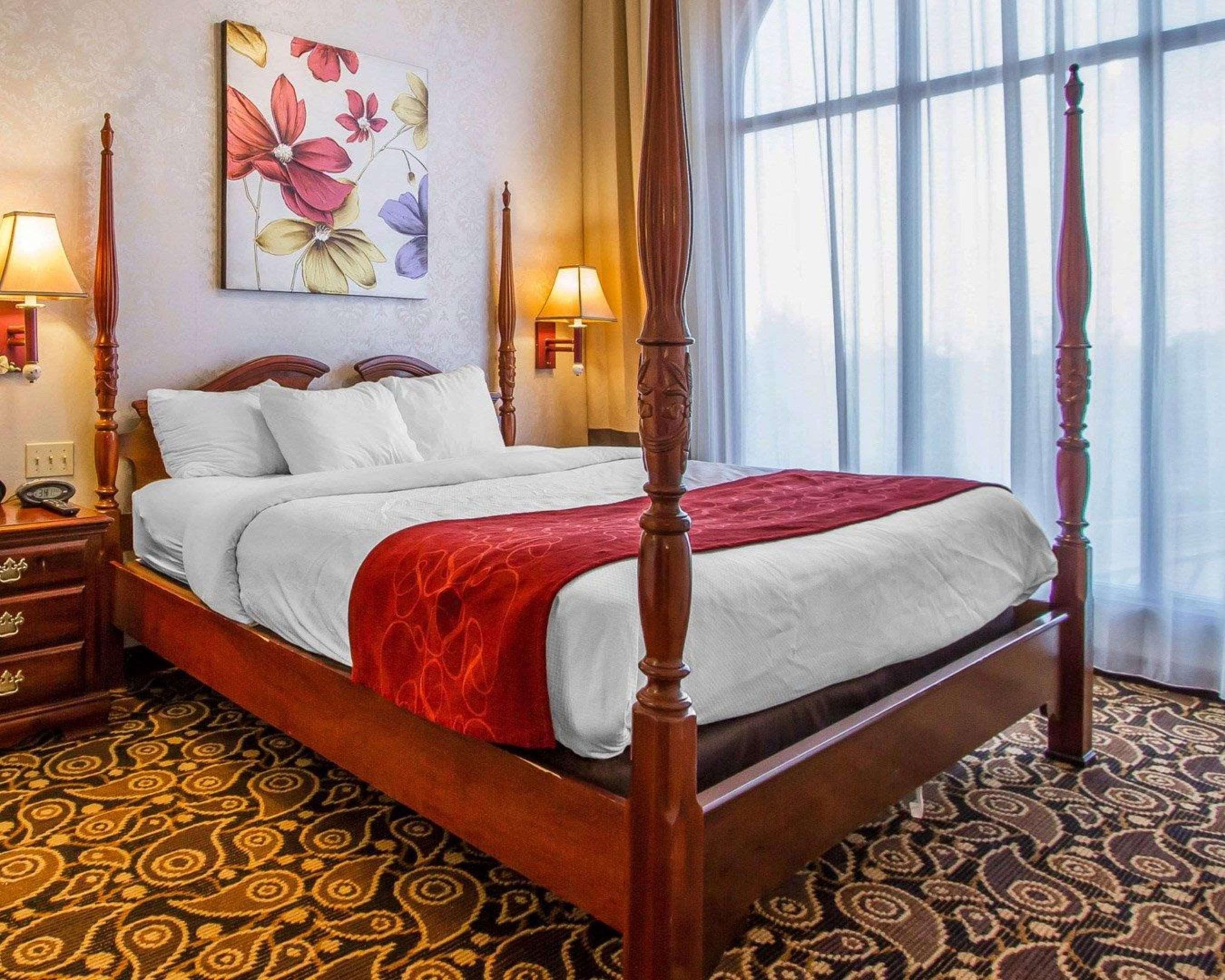 คอมฟอร์ต สวีท โมบีล อีสต์เบย์ Hotel แดฟนี ภายนอก รูปภาพ