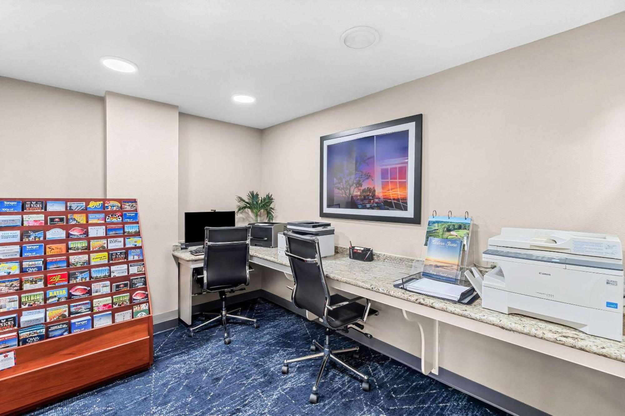 คอมฟอร์ต สวีท โมบีล อีสต์เบย์ Hotel แดฟนี ภายนอก รูปภาพ