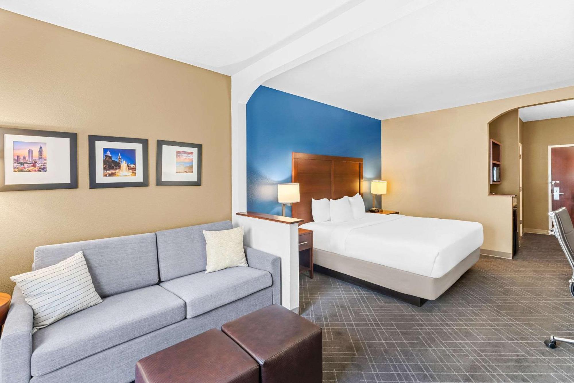 คอมฟอร์ต สวีท โมบีล อีสต์เบย์ Hotel แดฟนี ภายนอก รูปภาพ